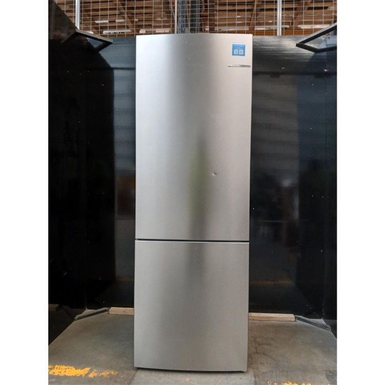 GRADE A2 - Bosch Series 6 413 Litre 60/40 Freestanding Fridge Freezer With VitaFresh  - Stainless Steel