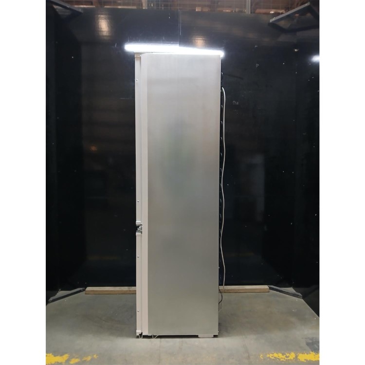 GRADE A2 - AEG 6000 Series 271 Litre 177cm 70/30 Integrated Fridge Freezer with Sliding Door Hinge