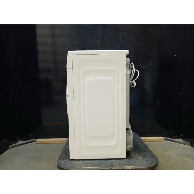 GRADE A2 - Beko 8kg Integrated Heat Pump Tumble Dryer - White