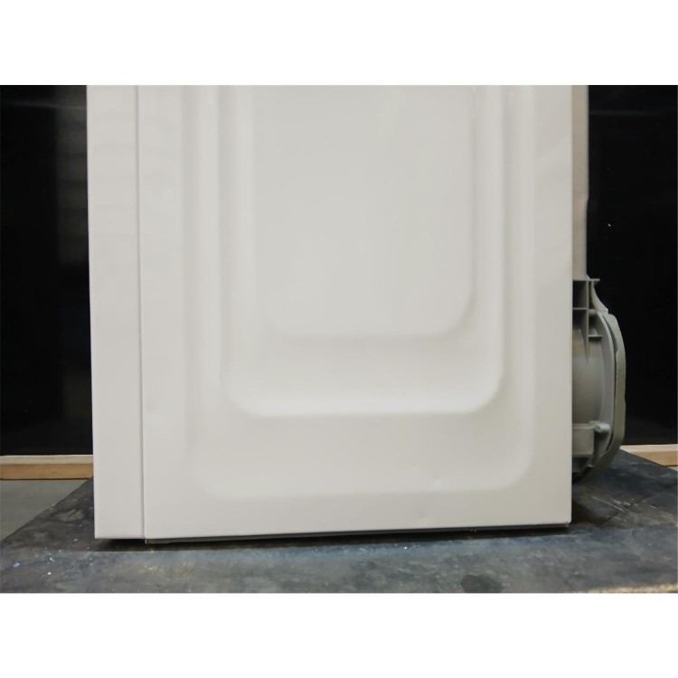 GRADE A2 - Beko 8kg Integrated Heat Pump Tumble Dryer - White