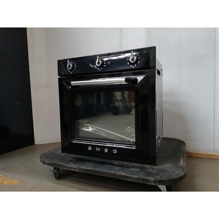 Refurbished Smeg SF6905N1 Victoria Electric Single Oven - Black
