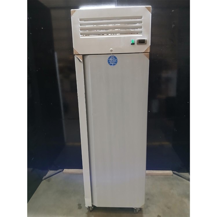 GRADE A3 - Hamoki GN600TN Single Door Upright Fridge - 600 Ltr, Ventilated Cooling
