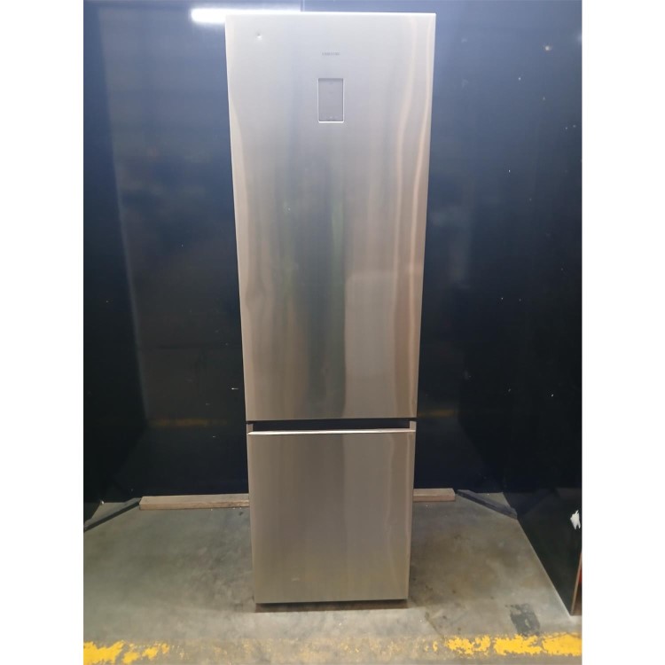 GRADE A2 - Samsung BeSpoke 387 Litre 70/30 Freestanding Fridge Freezer - Silver