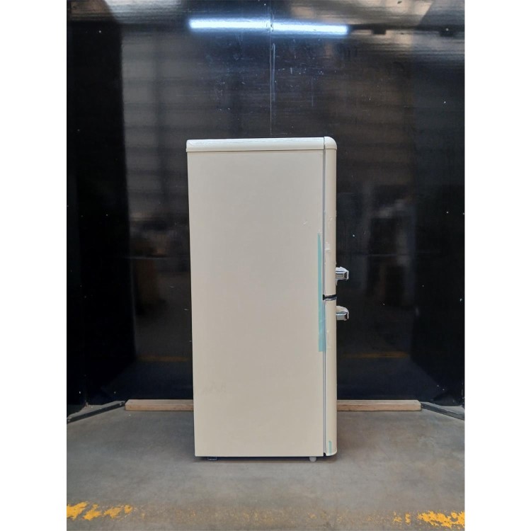 GRADE A2 - electriQ 153 Litre 60/40 Retro Freestanding Fridge Freezer - Cream Total No Frost