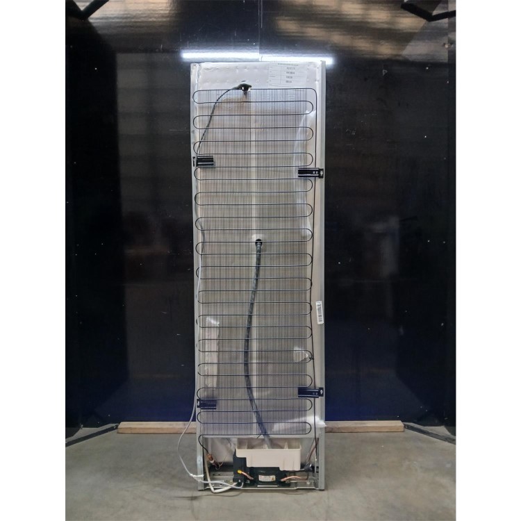 Refurbished Indesit KINH1261B4UK 254 Litre 178cm 50/50 Integrated Fridge Freezer with Sliding Door Hinge