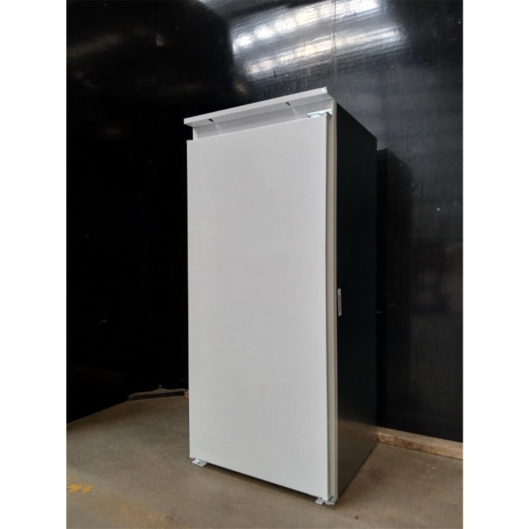 GRADE A2 - Hotpoint 209 Litre In-column Integrated Larder Fridge