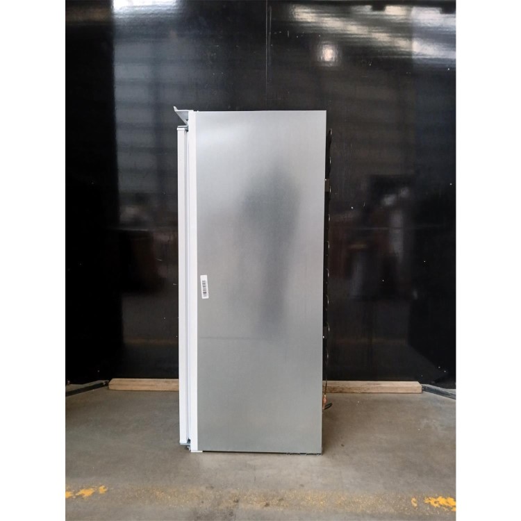 GRADE A2 - Hotpoint 209 Litre In-column Integrated Larder Fridge