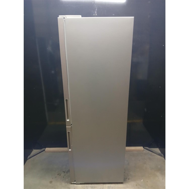 GRADE A2 - Hotpoint 316 Litre 60/40 Freestanding Fridge Freezer - Inox