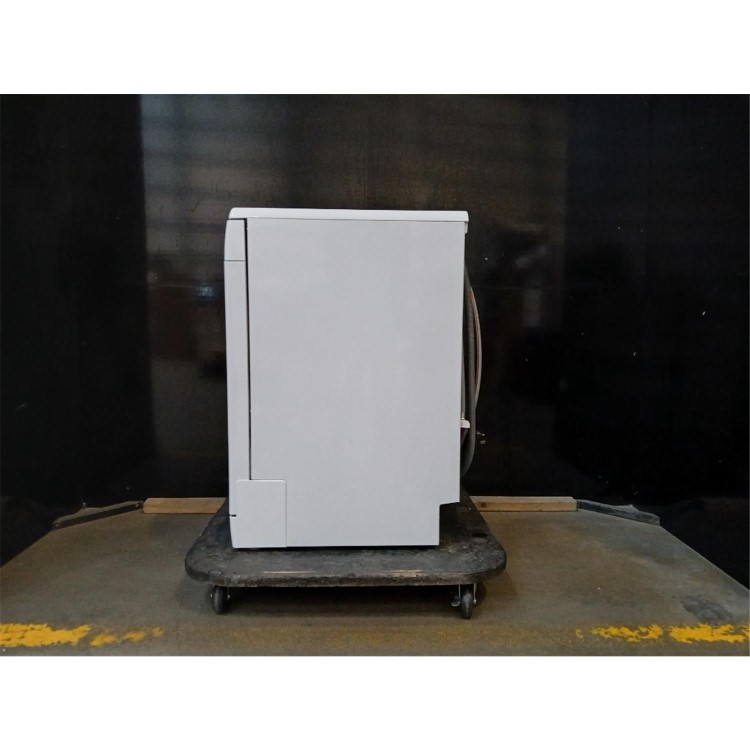 GRADE A2 - Indesit Fast&Clean Freestanding Dishwasher - D-Rated White