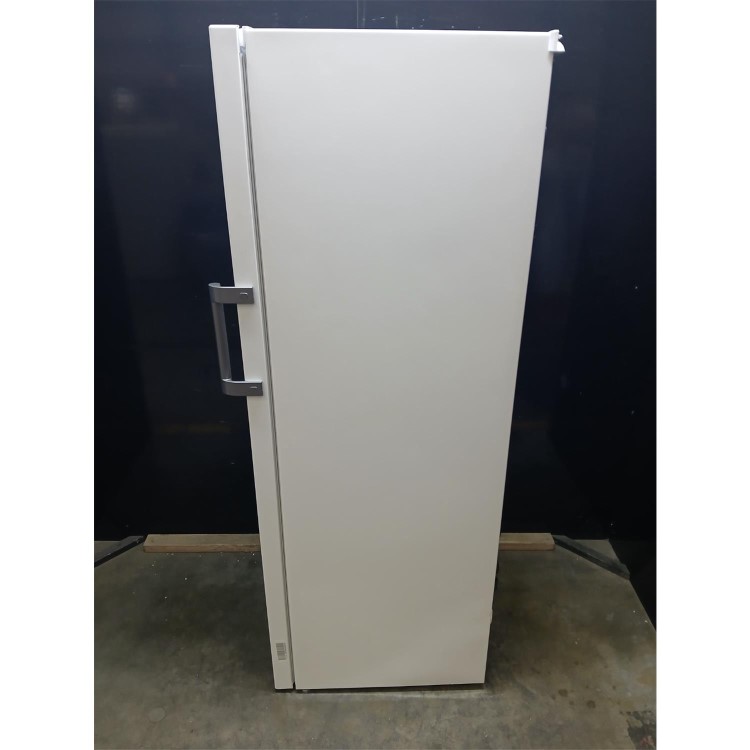 Refurbished Indesit 256 Litre Freestanding Freezer - White