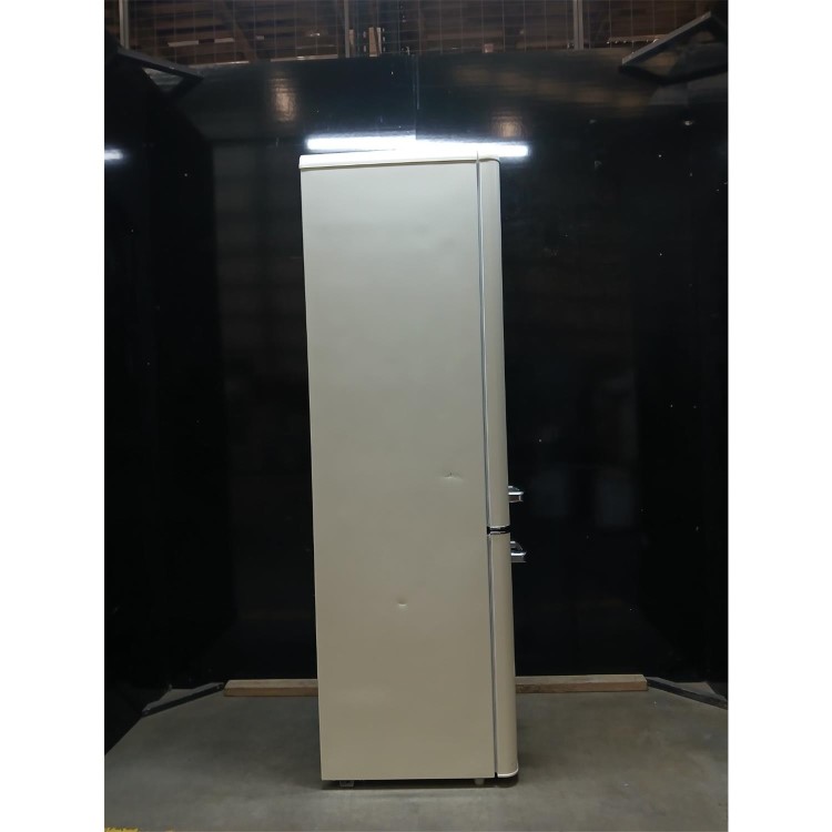 GRADE A2 - electriQ 244 Litre 60/40 Retro Freestanding Fridge Freezer - Cream