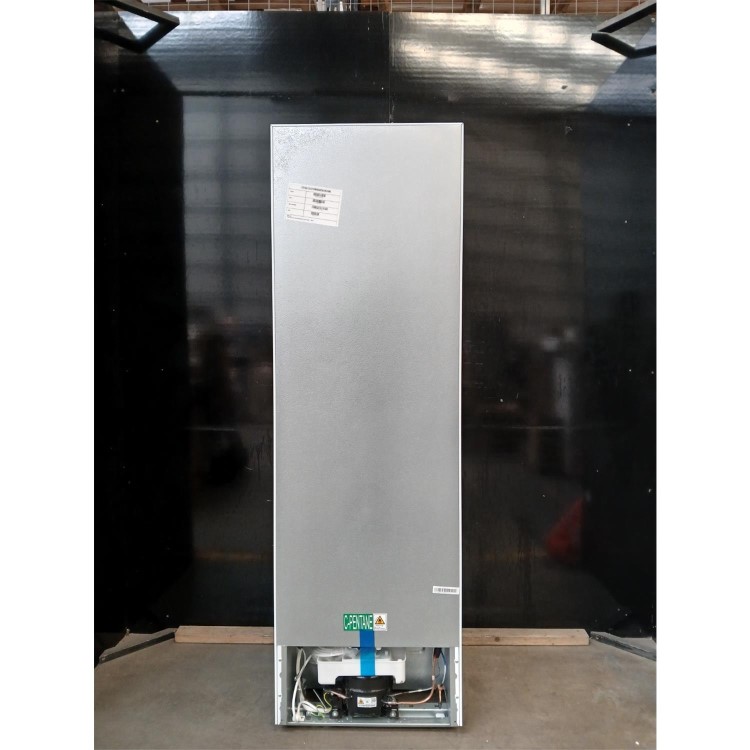 GRADE A2 - Indesit 262 Litre 70/30 Freestanding Fridge Freezer - White