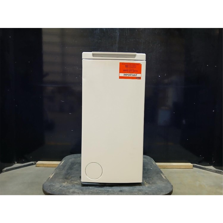 GRADE A2 - Hotpoint Anti-Stain 7kg 1200rpm Top Loading Washing Machine - White