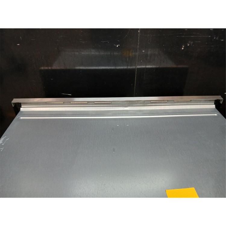 GRADE A2 - Bosch Series 4 HQA574BS3B Electric Self Cleaning Single Oven - Stainless Steel