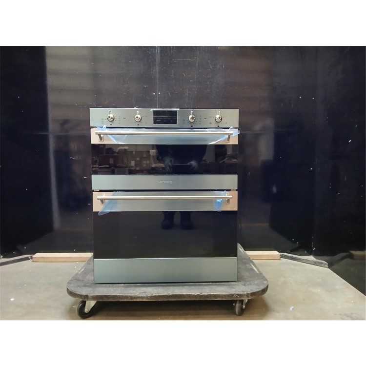 GRADE A2 - Smeg DUSF6300X Classic Built-Under Electric Double Oven - Stainless Steel 