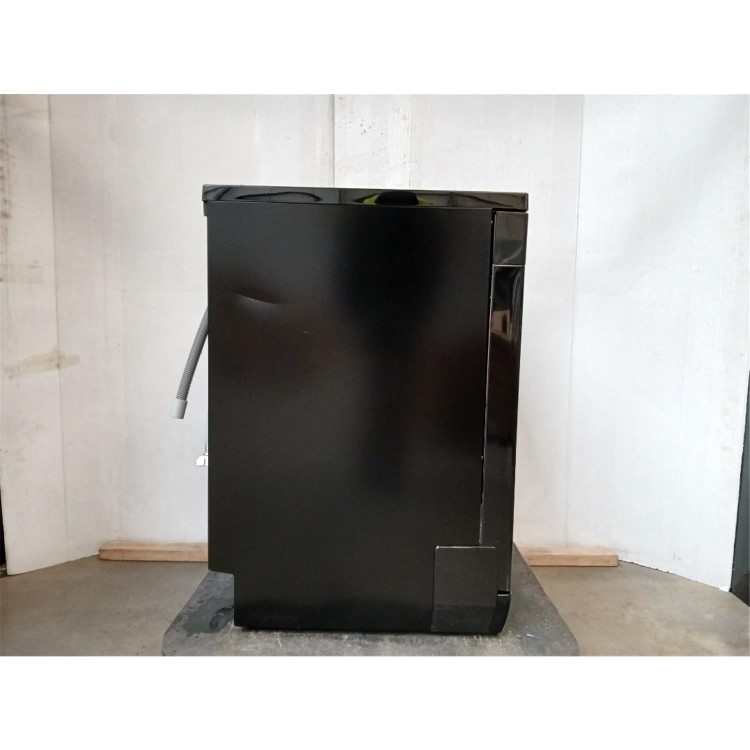 GRADE A2 - Hotpoint Freestanding Full Size Dishwasher - ActiveDry Black