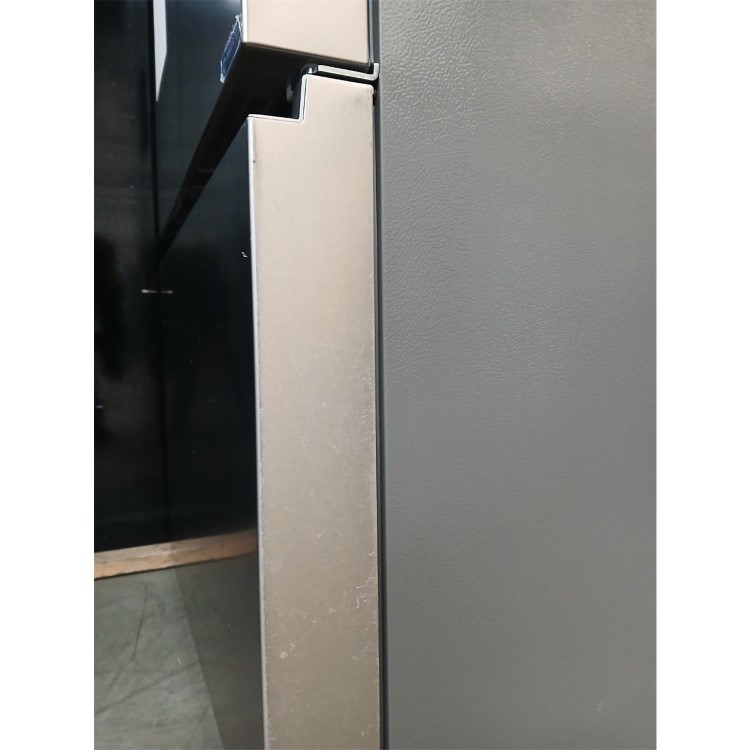 GRADE A2 - Hisense 634 Litre French Style American Fridge Freezer - Stainless Steel