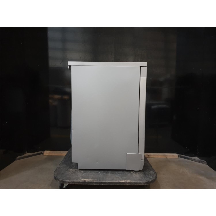 GRADE A2 - Hotpoint Maxi Space Freestanding Dishwasher - C-Rated, Silver