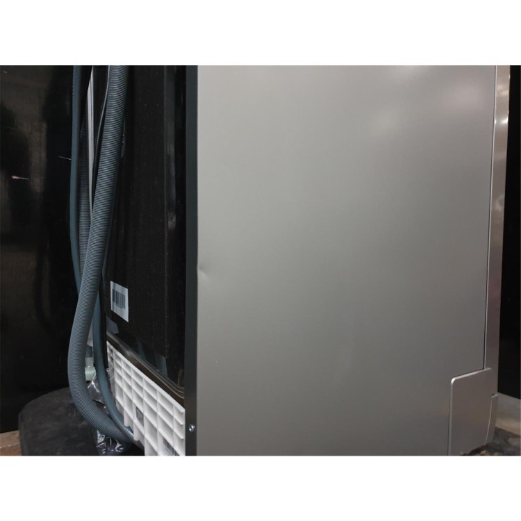 GRADE A2 - Hotpoint Maxi Space Freestanding Dishwasher - C-Rated, Silver