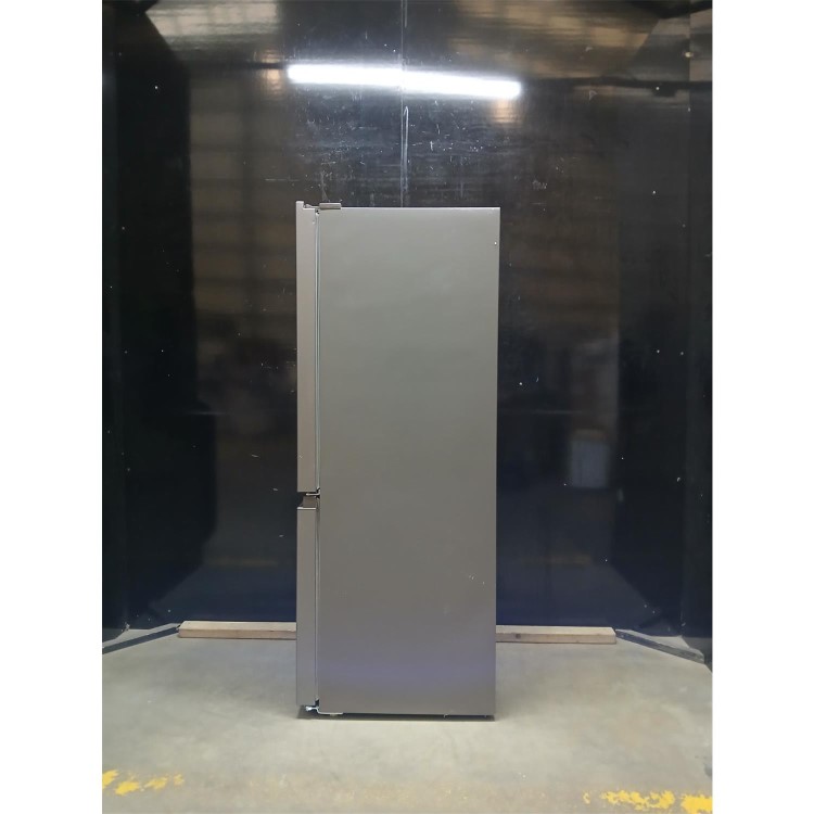 GRADE A2 - Fridgemaster 175 Litre 60/40 Freestanding Fridge Freezer - Silver