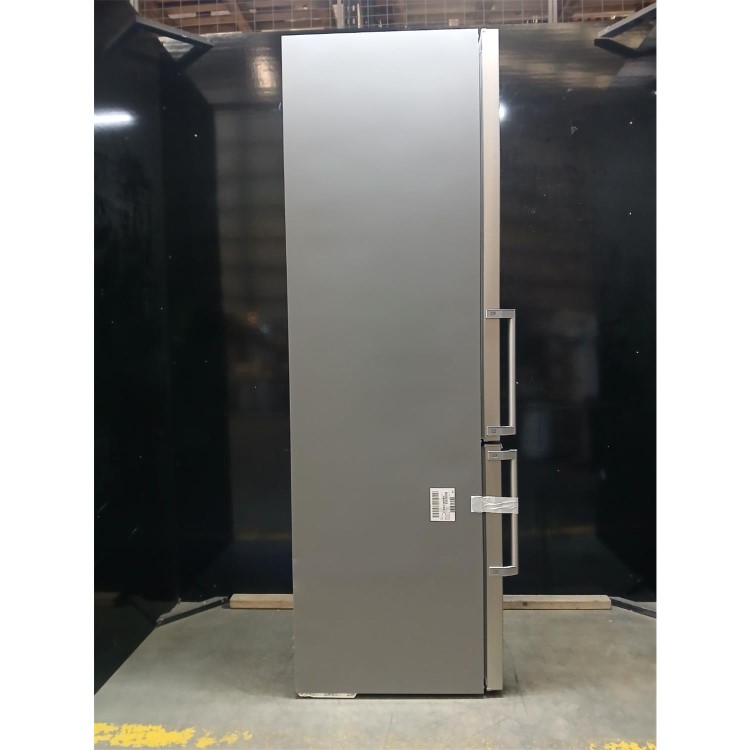Refurbished Siemens iQ500 363 Litre 70/30 Freestanding Fridge Freezer - Stainless Steel