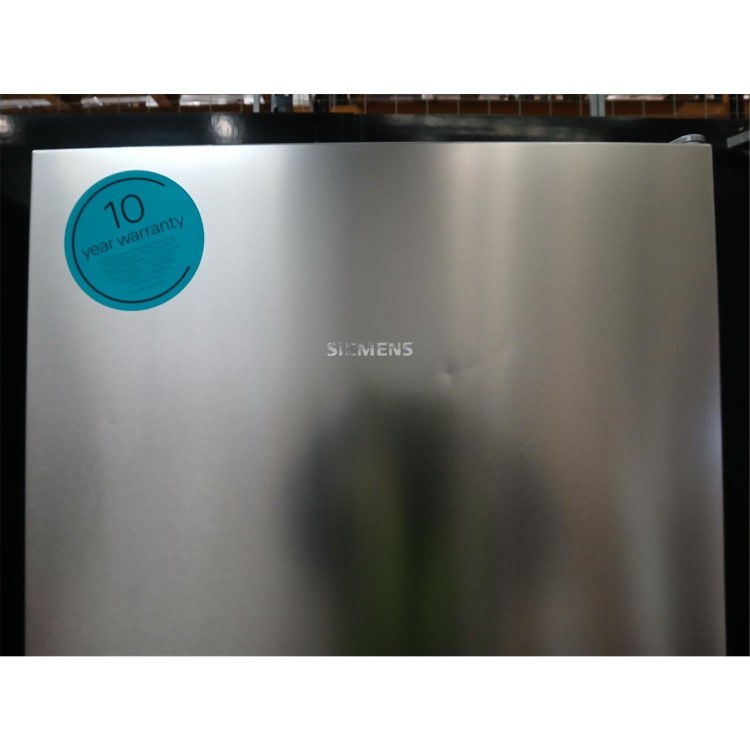 Refurbished Siemens iQ500 363 Litre 70/30 Freestanding Fridge Freezer - Stainless Steel