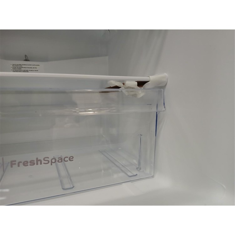 GRADE A2 - Indesit 287 Litre 50/50 Freestanding Fridge Freezer - White