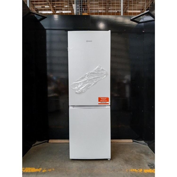 Refurbished Indesit 322 Litre 70/30 Freestanding Fridge Freezer - White