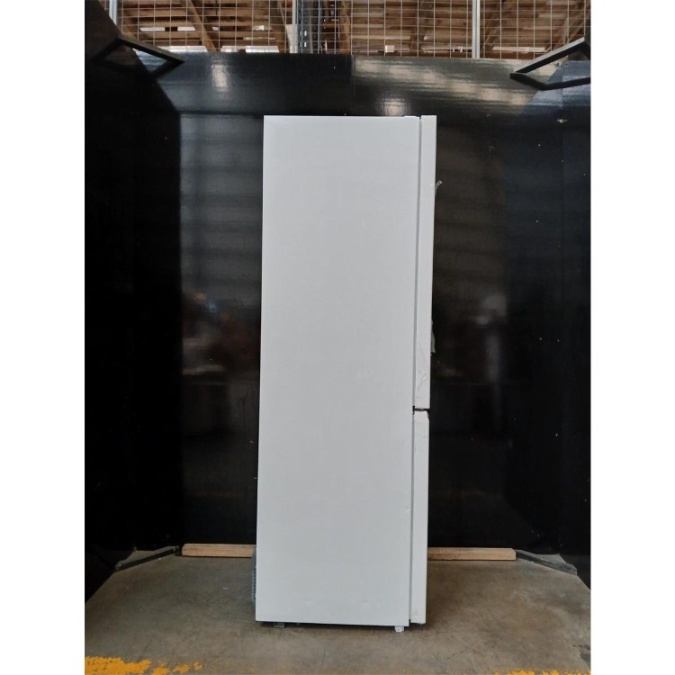 Refurbished Indesit 322 Litre 70/30 Freestanding Fridge Freezer - White