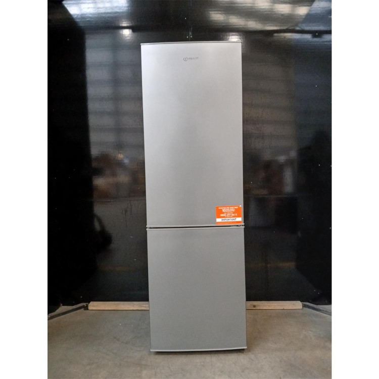 Refurbished Indesit 262 Litre 60/40 Freestanding Fridge Freezer - Silver