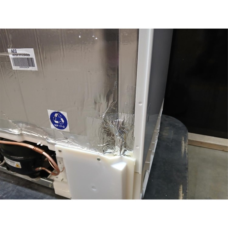 GRADE A2 - AEG 7000 Series 85 Litre 82cm Integrated Under Counter Freezer with Fixed Door Hinge