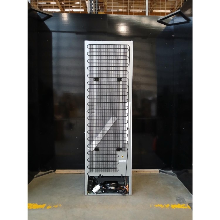 Refurbished Hisense 233 Litre 177cm 50/50 Integrated Fridge Freezer with Sliding Door Hinge