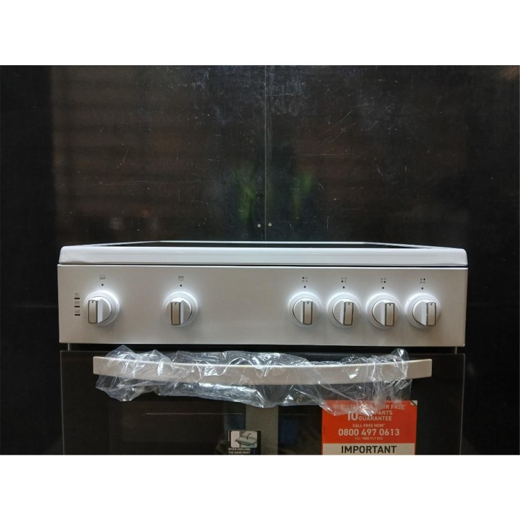 GRADE A2 - Indesit 60cm Twin Cavity Electric Cooker - White