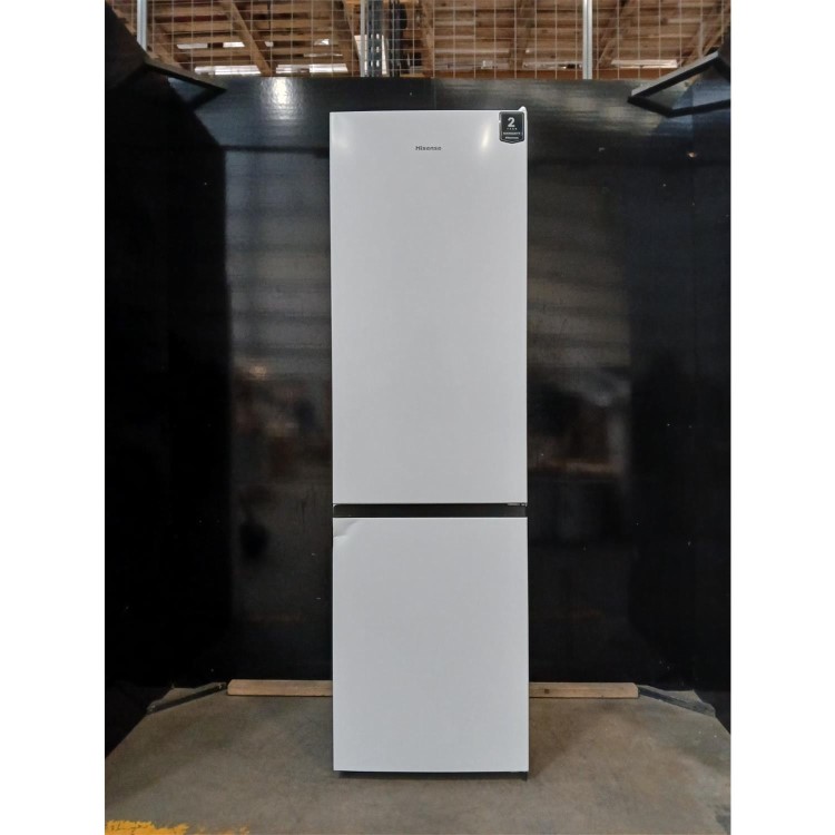 GRADE A2 - Hisense 336 Litre 60/40 Freestanding Fridge Freezer - White