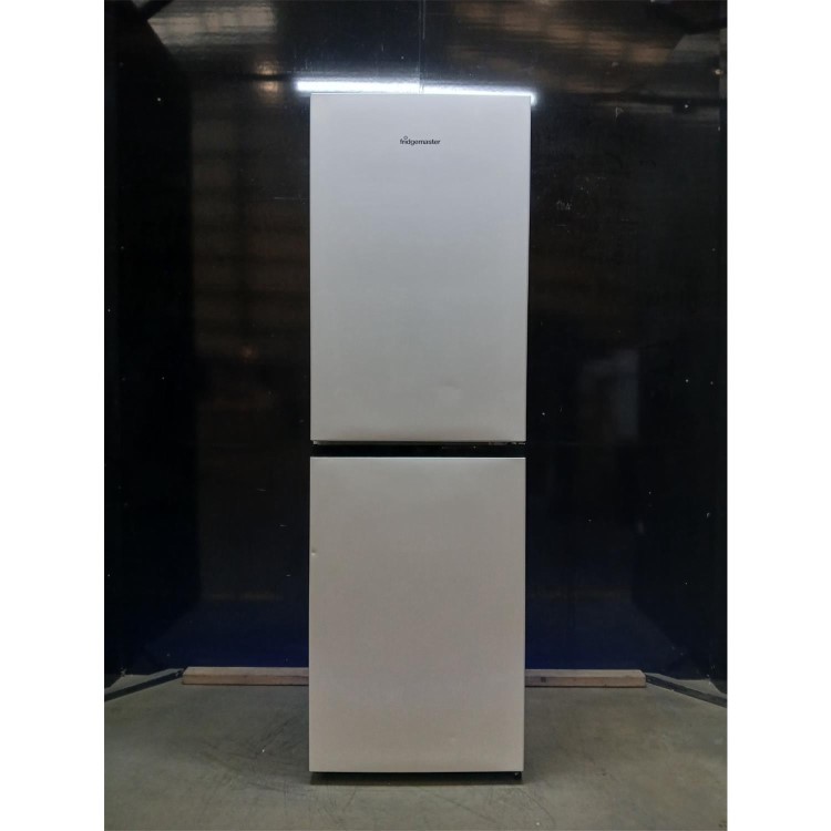 GRADE A2 - Fridgemaster 252 Litre 50/50 Freestanding Fridge Freezer - White