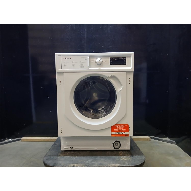 GRADE A2 - Hotpoint Anti-stain 9kg 1400rpm Integrated Washing Machine - White