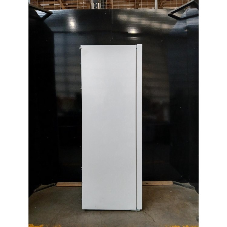 GRADE A2 - Indesit 256 Litre Freestanding Freezer - White