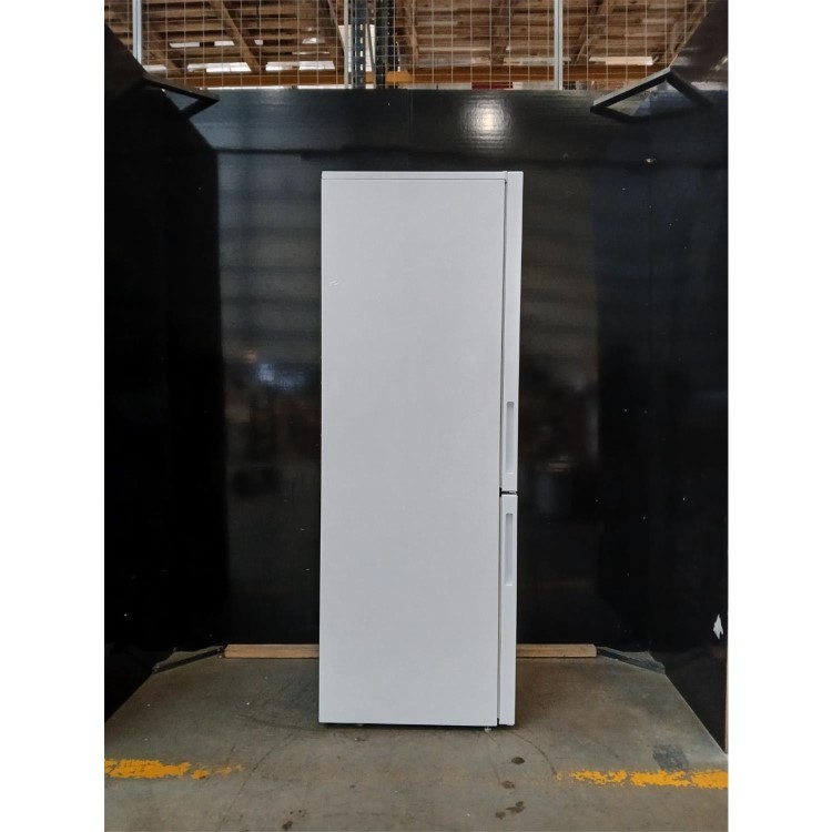 GRADE A2 - Indesit 343 Litre 60/40 Freestanding Fridge Freezer - White