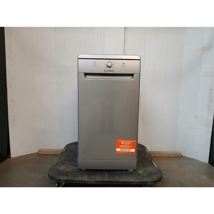 GRADE A2 - Indesit Freestanding Slimline Dishwasher - Eco Programme, D-Rated, Silver