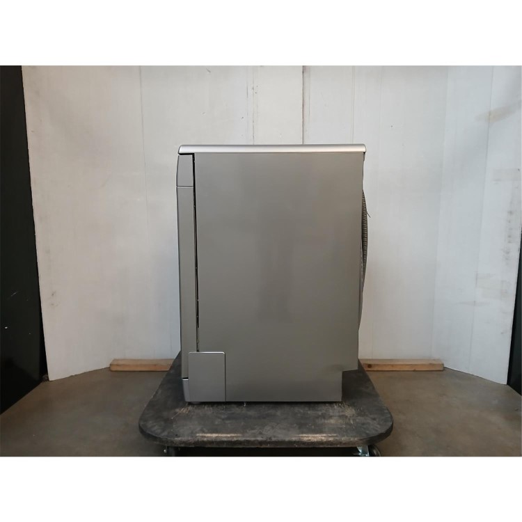 GRADE A2 - Indesit Freestanding Slimline Dishwasher - Eco Programme, D-Rated, Silver