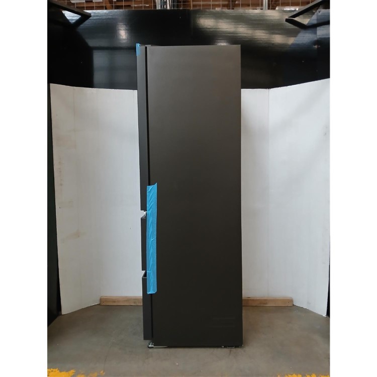 GRADE A2 - Haier 3D 55 Series 3 303 Litre 60/40 Freestanding Fridge Freezer - Black