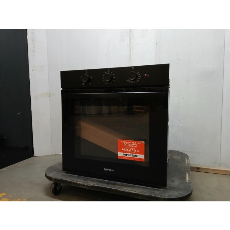 GRADE A2 - Indesit IO233BUK Click&Clean Electric Single Oven - Black   