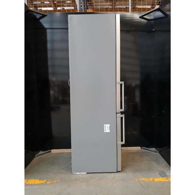 GRADE A2 - Siemens iQ500 363 Litre 70/30 Freestanding Fridge Freezer - Stainless Steel