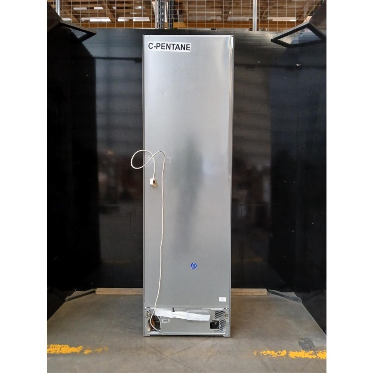 GRADE A2 - Siemens iQ500 363 Litre 70/30 Freestanding Fridge Freezer - Stainless Steel