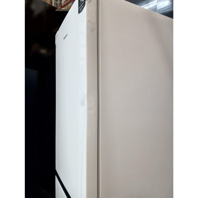 Refurbished Hisense 256 Litre 50/50 Freestanding Fridge Freezer - White
