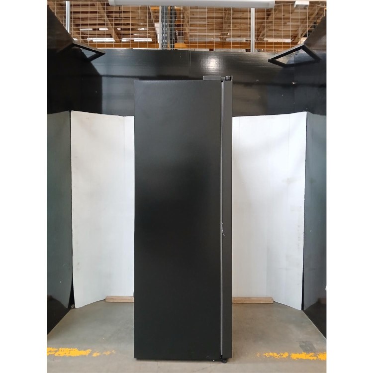 GRADE A2 - Hisense PureFlat 541 Litre Side-by-Side American Fridge Freezer - Black