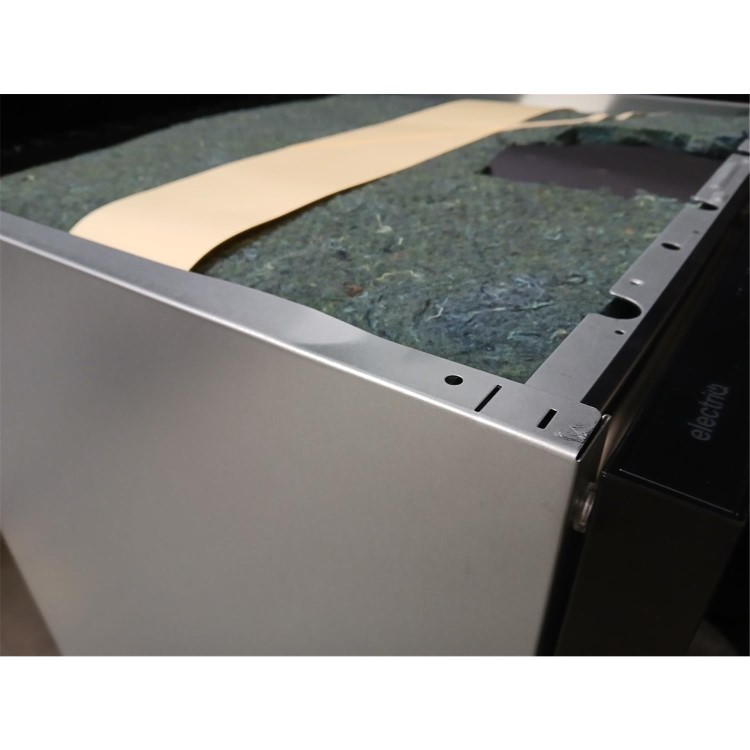 GRADE A2 - electriQ Series 2 Integrated Dishwasher - D-Rated Black control panel