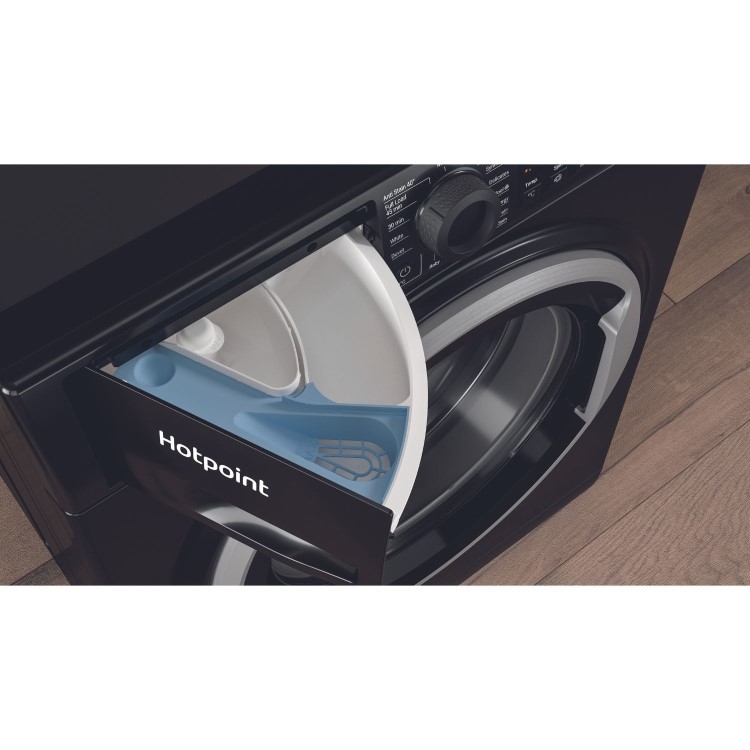 Refurbished Hotpoint AntiStain NSWM846BSUK Freestanding 8KG 1400 Spin Washing Machine Black