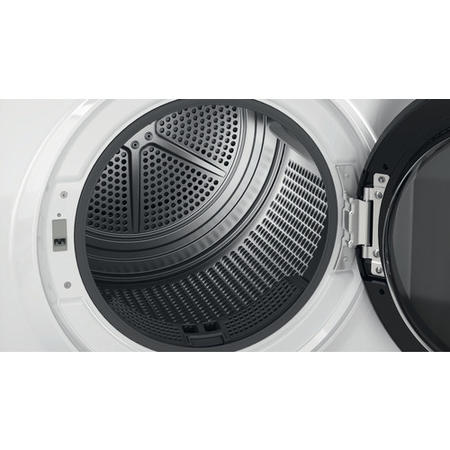 Refurbished Hotpoint NTM119X3EUK Freestanding Heat Pump 9KG Tumble Dryer White