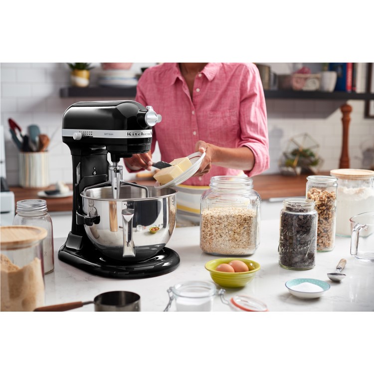 KitchenAid Artisan Stand Mixer with 6.9L Bowl in Onyx Black